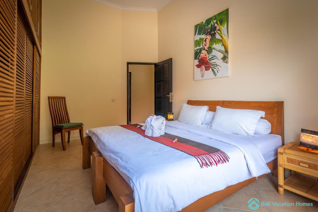 Villa Namaste - Beachfront At Lovina 10P, Pool, Bbq Banjar  Екстериор снимка