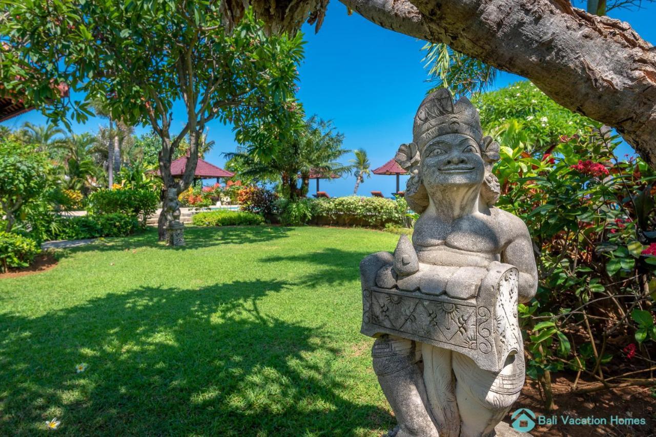 Villa Namaste - Beachfront At Lovina 10P, Pool, Bbq Banjar  Екстериор снимка